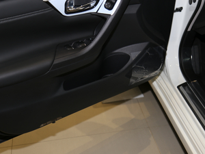 2016 2.5L XV  ǰTg