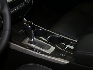 2016 2.5L XV  п؅^(q)