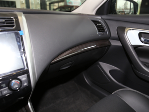 2016 2.5L XV  п؅^