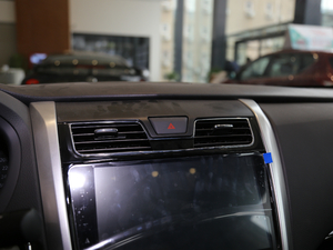 2016 2.5L XV  п؅^