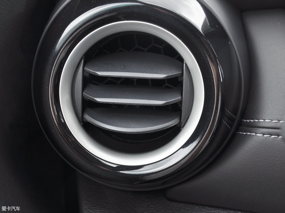 2017ſ 1.5L XV TOP CVTI