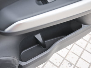 20171.5L XV TOP CVTI g