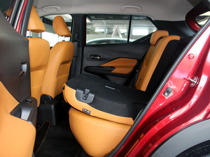 20171.5L XV CVTа ηŵ