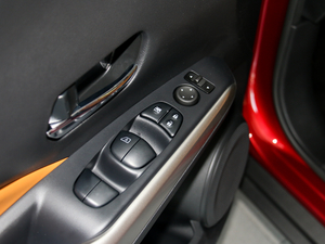 20171.5L XV CVTа {܇ƅ^	