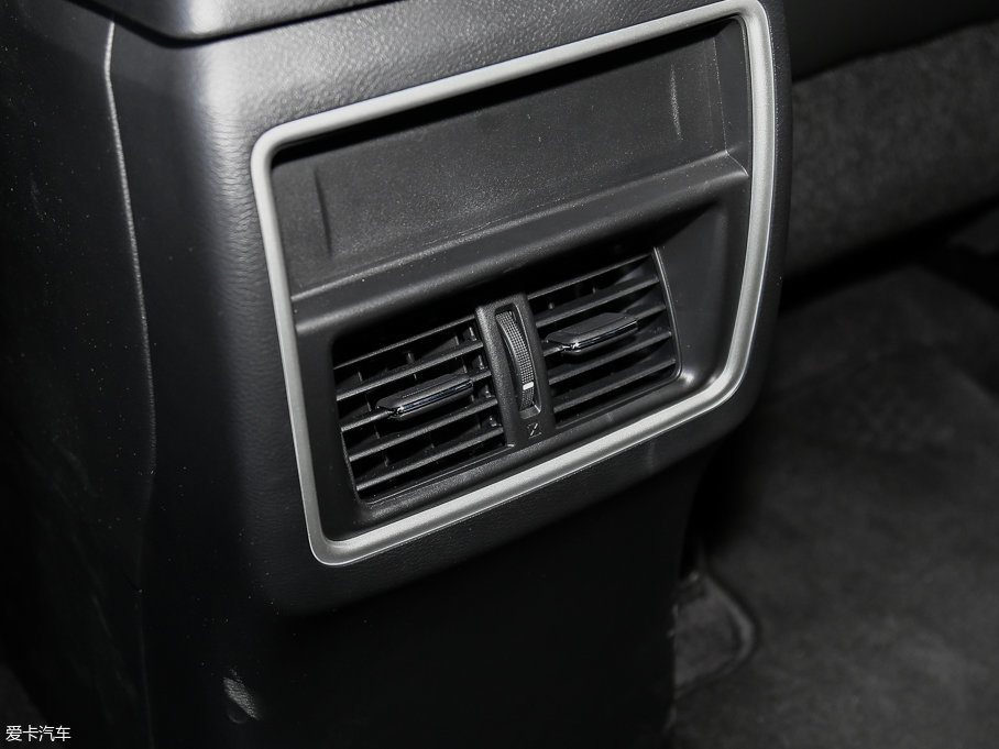 2017mHEV 2.5L S/C HEV XE HEV а