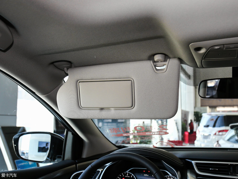 2017mHEV 2.5L S/C HEV XE HEV(q) а