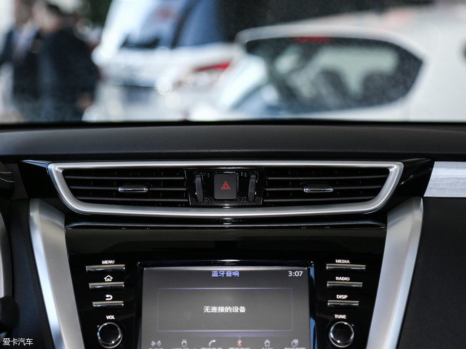 2017mHEV 2.5L S/C HEV XE HEV а