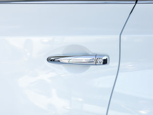 20172.5L S/C HEV XE HEV(q) а {T