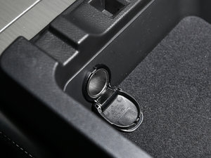 20172.5L S/C HEV XE HEV а g