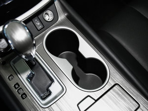 20172.5L S/C HEV XE HEV а g