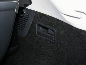 20172.5L S/C HEV XE HEV(q) а g