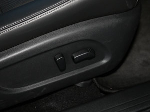 20172.5L S/C HEV XE HEV(q) а g