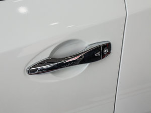 20172.0L XL Upperа {T