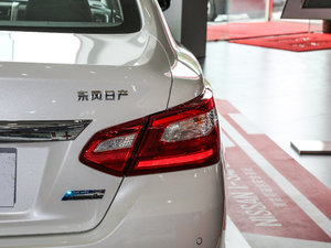 20172.0L XL Upperа β