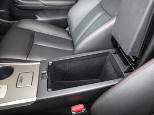 20172.0L XL Upperа g