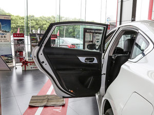 20172.0L XL Upperа ܇T