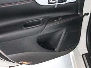 20172.0L XL Upperа g