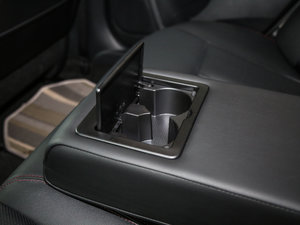 20172.0L XL Upperа g