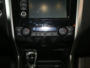 20172.0L XL Upperа {(dio){(dio)(ji)