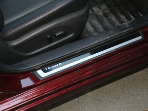 20172.0L XL Upperа g