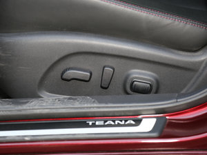 20172.0L XL Upperа {{