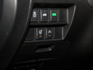 20172.0L XL Upperа g