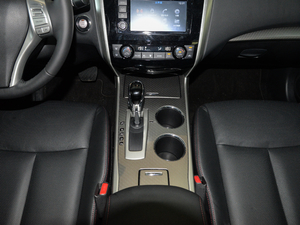 20172.0L XL m  п؅^(q)