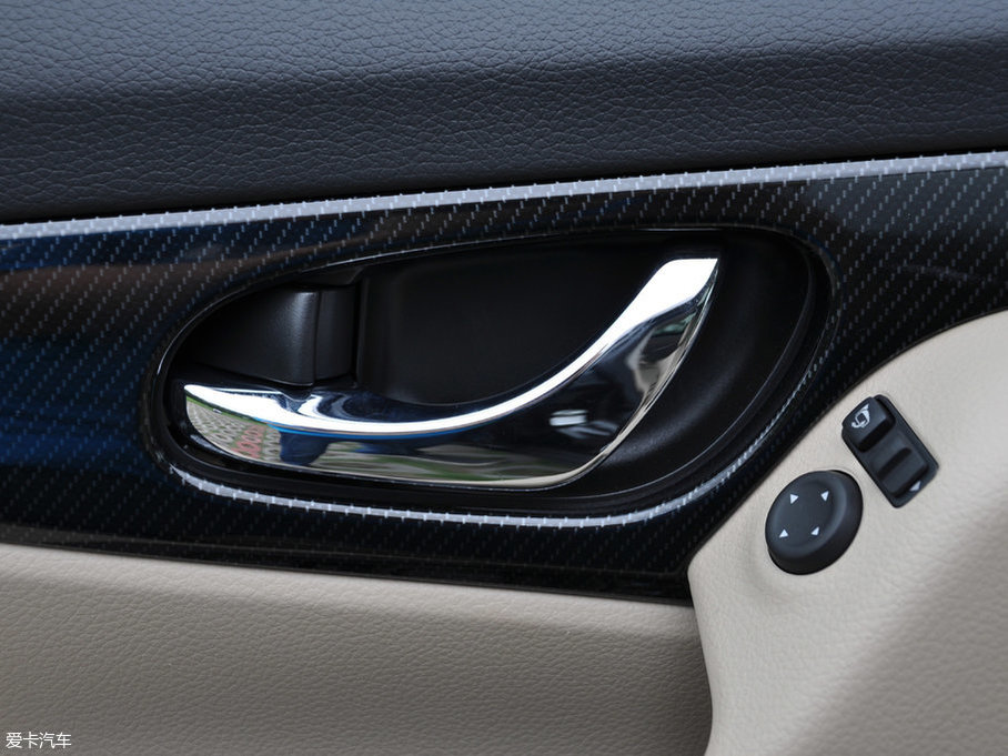 2017E 2.5L CVT(q)I(lng)Ȱ 