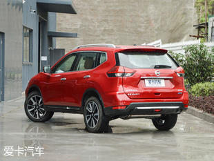 東風日產2017款奇駿
