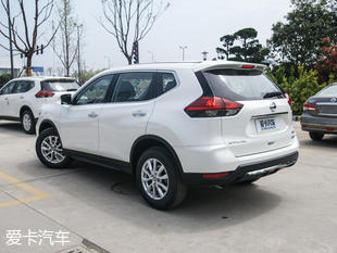 東風(fēng)日產(chǎn)2017款奇駿