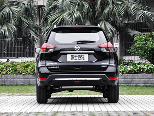 東風日產(chǎn)2017款奇駿