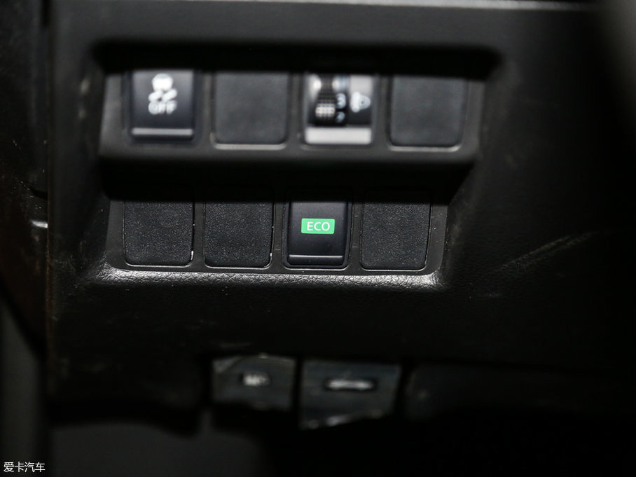 2017п 2.0L XL CVTӢ