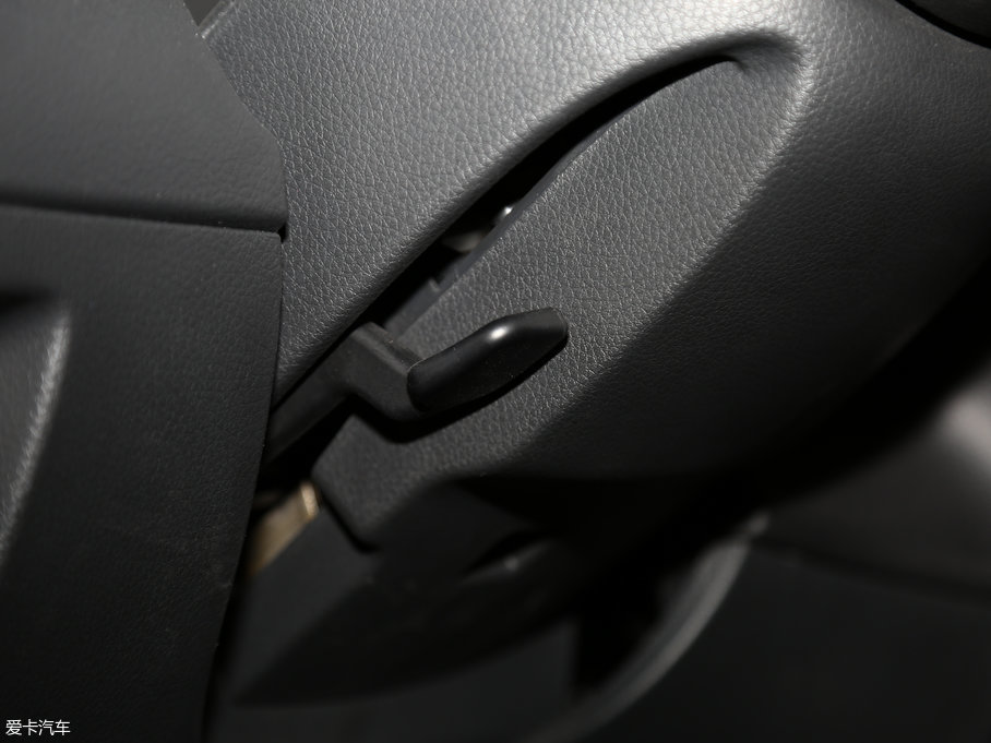 2017п 2.0L XL CVTӢ