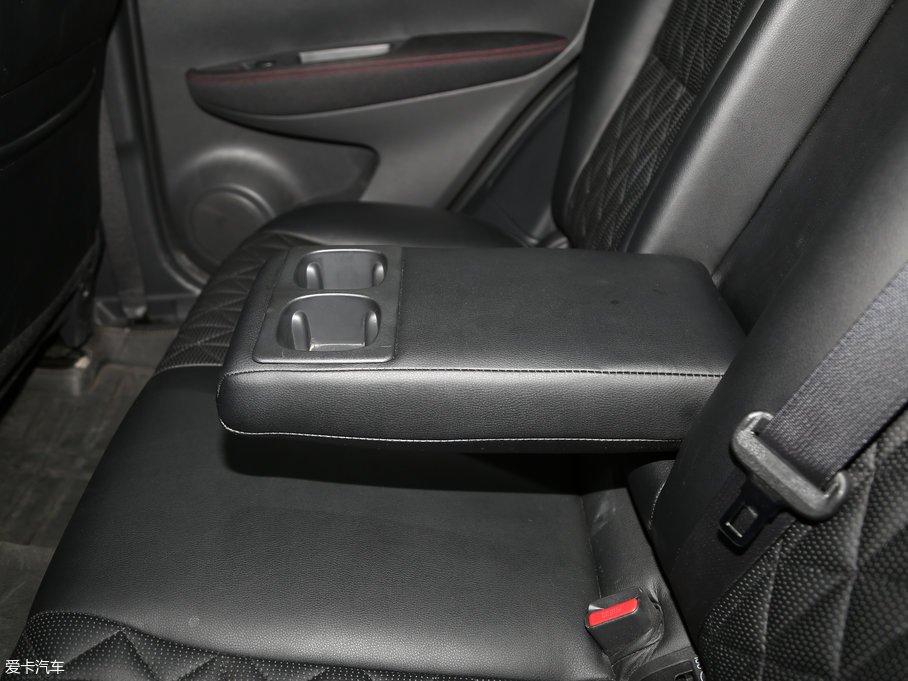 2017п 2.0L XL CVTӢ