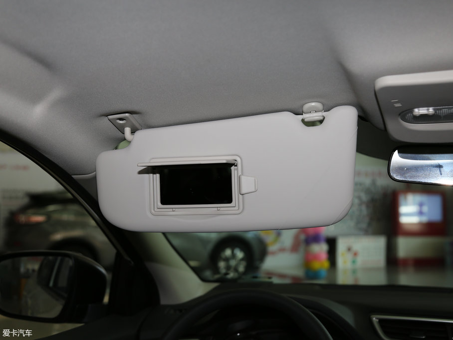 2017п 2.0L XL CVTӢ