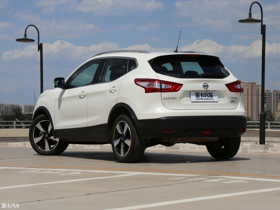 2017п 2.0L XV TOP CVTŞ