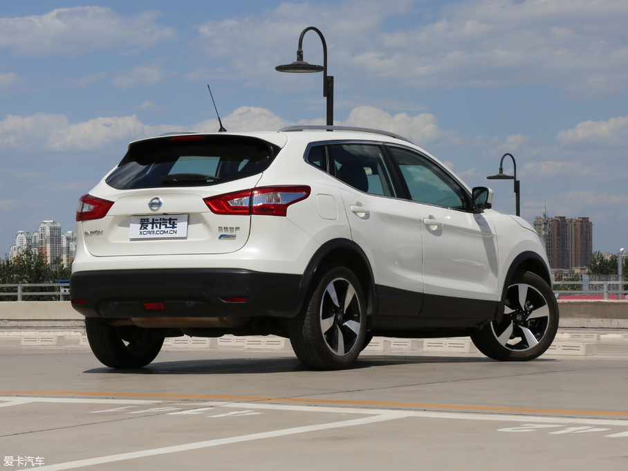 2017п 2.0L XV TOP CVTŞ