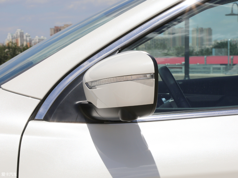 2017п 2.0L XV TOP CVTŞ