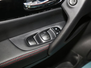 20172.0L XV CVT {܇ƅ^	