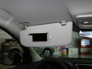 2017款2.0L XL CVT精英版 遮阳板（左）