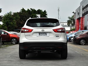 2017款2.0L XV CVT智享版 正后	