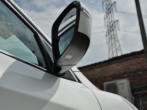 20172.0L XV CVT (ji)^