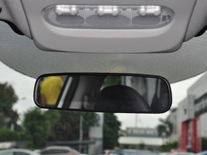2017款2.0L XV CVT智享版 车内后视镜
