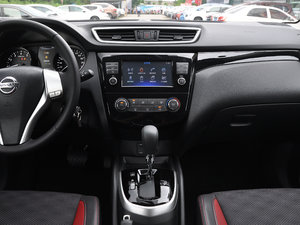 2017款2.0L XV CVT智享版 中控台
