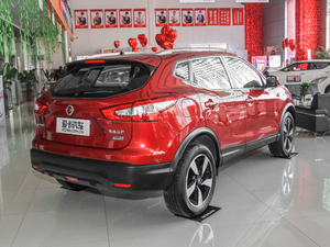 20172.0L XV Prem CVTA w^