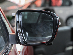 20172.0L XV Prem CVTA ^