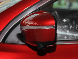 20172.0L XV Prem CVTA ^