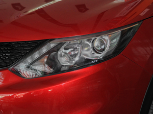 20172.0L XV Prem CVTA ^