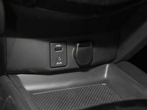 20172.0L XV Prem CVTA g