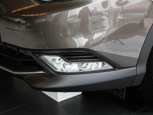 20172.0L XV Prem CVTA ^